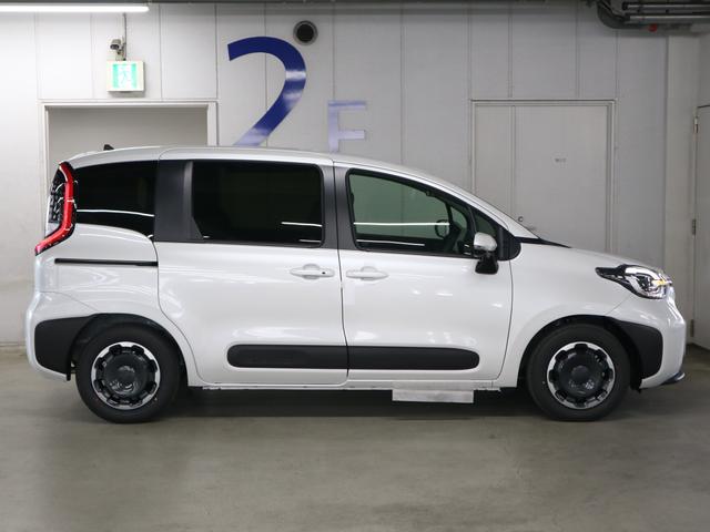 車両は低走行・高品質車を厳選して展示しております！店頭にない車種や他店舗の在庫車両も一部車両を除きお取り寄せ陸送費は頂いておりません！お客様にぴったりの１台をご提案させていただきます！！