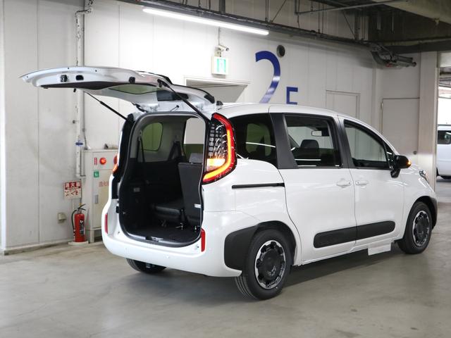 当社の展示車は全車両に”社団法人自動車公正取引協議会”の車両状態説明書を掲示しております。修復歴の有無は勿論、ドア等の外板の交換歴の有無までも表示☆口頭説明では無く書面にてお渡ししております♪