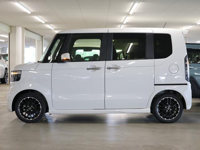 N-BOXカスタム ターボコーディネートスタイル ホンダセンシング 届出済未使用車 純正8インチナビ 両側電動スライドドア シートヒーター フルプライムスムースシート バックカメラ BTオーディオ フルセグTV パドルシフト LEDライト フォグランプ 純正15AW(10枚目)