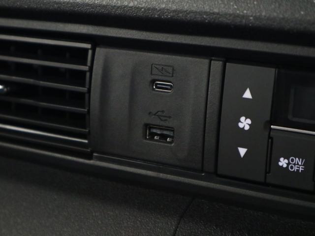 N-BOXカスタム ターボコーディネートスタイル ホンダセンシング 届出済未使用車 純正8インチナビ 両側電動スライドドア シートヒーター フルプライムスムースシート バックカメラ BTオーディオ フルセグTV パドルシフト LEDライト フォグランプ 純正15AW(28枚目)