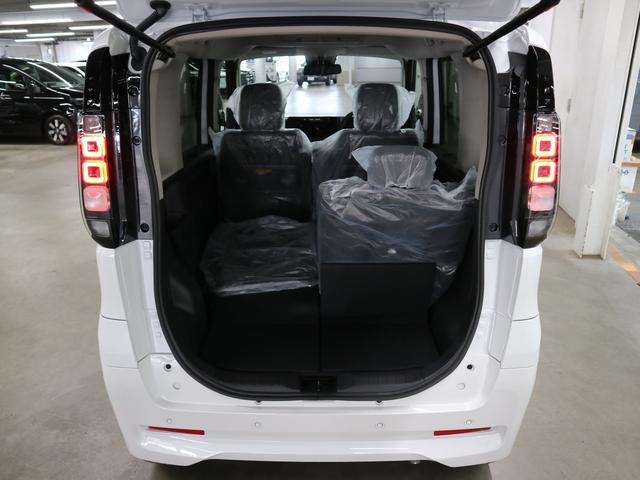 ルークス ハイウェイスター Gターボプロパイロットエディション 届出済未使用車 快適パック アラウンドビュー BSW・RCTA シート&ステアヒーター 両側電動スライド リヤシーリングファン 後席テーブル&サンシェード ブレーキホールド LEDライト 純正15AW(20枚目)