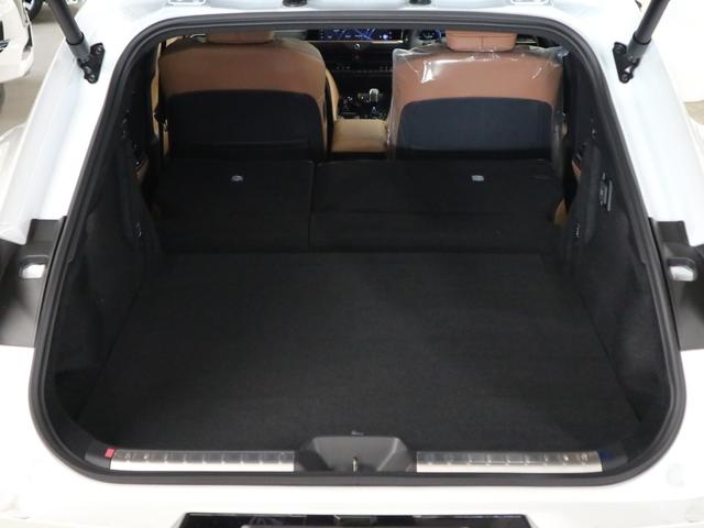 クラウンスポーツ Ｚ　４ＷＤ　内装／サンドブラウン　パノラマルーフ　アドバンストパーク　パノラミックビュー　デジタルミラー　ＢＳＭ　ＨＵＤ　１２．３インチナビ　ＥＴＣ２．０　本革電動　シートベンチレーション　ステアヒーター　パワーバックドア　おくだけ充電　ＡＣ１００Ｖ（22枚目）