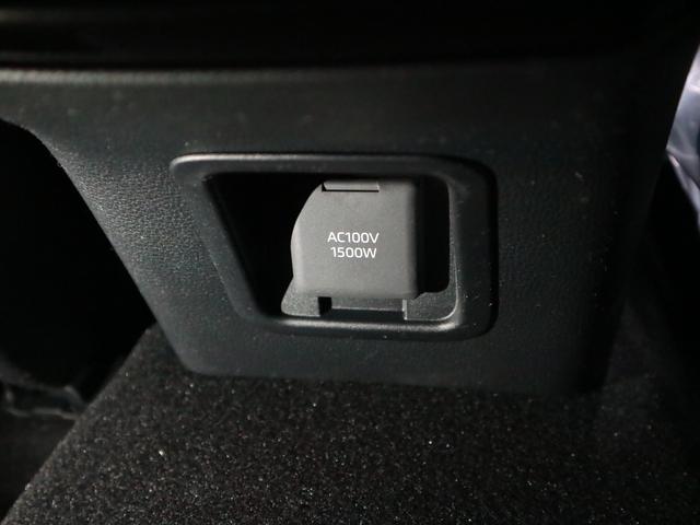 クラウンスポーツ Ｚ　４ＷＤ　内装／サンドブラウン　パノラマルーフ　アドバンストパーク　パノラミックビュー　デジタルミラー　ＢＳＭ　ＨＵＤ　１２．３インチナビ　ＥＴＣ２．０　本革電動　シートベンチレーション　ステアヒーター　パワーバックドア　おくだけ充電　ＡＣ１００Ｖ（54枚目）