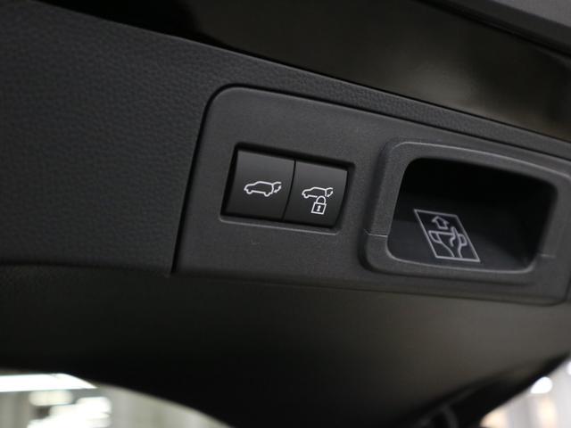 クラウンスポーツ Ｚ　４ＷＤ　内装／サンドブラウン　パノラマルーフ　アドバンストパーク　パノラミックビュー　デジタルミラー　ＢＳＭ　ＨＵＤ　１２．３インチナビ　ＥＴＣ２．０　本革電動　シートベンチレーション　ステアヒーター　パワーバックドア　おくだけ充電　ＡＣ１００Ｖ（20枚目）