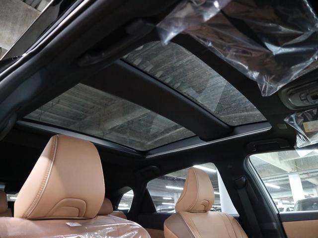 クラウンスポーツ Ｚ　４ＷＤ　内装／サンドブラウン　パノラマルーフ　アドバンストパーク　パノラミックビュー　デジタルミラー　ＢＳＭ　ＨＵＤ　１２．３インチナビ　ＥＴＣ２．０　本革電動　シートベンチレーション　ステアヒーター　パワーバックドア　おくだけ充電　ＡＣ１００Ｖ（24枚目）