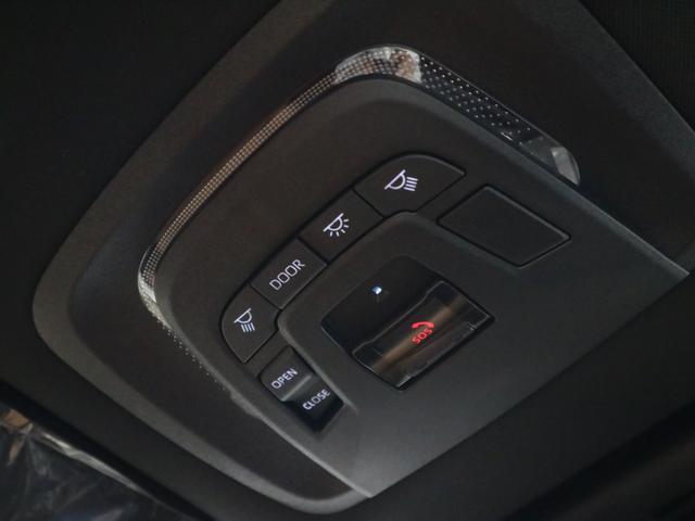 クラウンスポーツ Ｚ　４ＷＤ　内装／サンドブラウン　パノラマルーフ　アドバンストパーク　パノラミックビュー　デジタルミラー　ＢＳＭ　ＨＵＤ　１２．３インチナビ　ＥＴＣ２．０　本革電動　シートベンチレーション　ステアヒーター　パワーバックドア　おくだけ充電　ＡＣ１００Ｖ（25枚目）