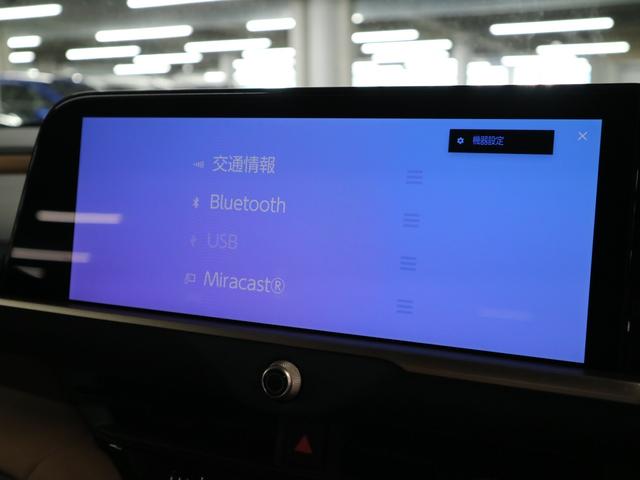 クラウンスポーツ Ｚ　４ＷＤ　内装／サンドブラウン　パノラマルーフ　アドバンストパーク　パノラミックビュー　デジタルミラー　ＢＳＭ　ＨＵＤ　１２．３インチナビ　ＥＴＣ２．０　本革電動　シートベンチレーション　ステアヒーター　パワーバックドア　おくだけ充電　ＡＣ１００Ｖ（33枚目）