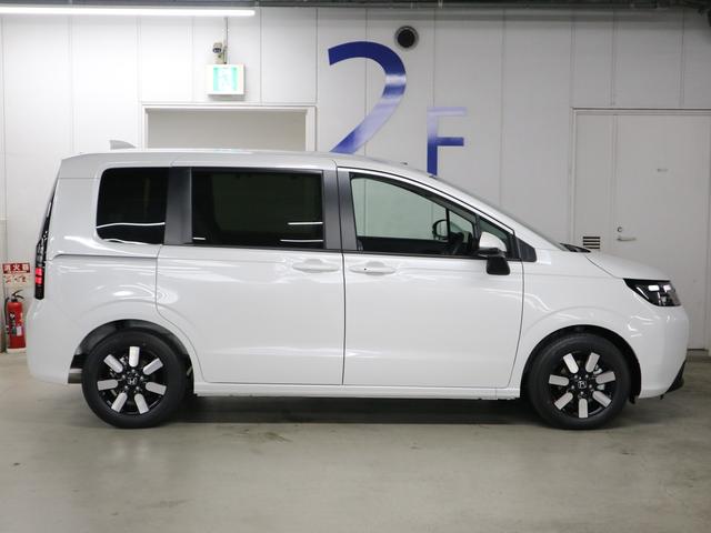 車両は低走行・高品質車を厳選して展示しております！店頭にない車種や他店舗の在庫車両も一部車両を除きお取り寄せ陸送費は頂いておりません！お客様にぴったりの１台をご提案させていただきます！！