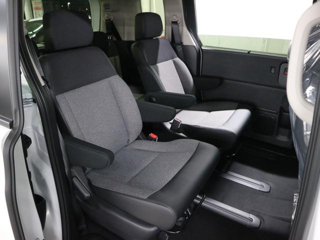 自社陸運局指定工場完備！国家資格を持った整備士による整備。走行に関係の無い所も不具合箇所が有れば修理してご納車致します。ご納車後はもちろん、車検・点検・板金塗装・電装品取付などもお任せください。