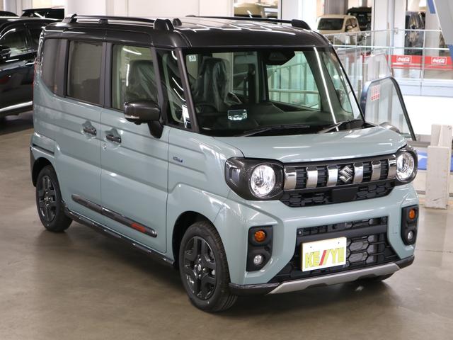 東名高速道路　東名横浜ＩＣ降りて、１６号八王子方面に進むと、交差点名【東名入口】角に大きな店舗が見えます。立体駐車場型で雨でも安心♪１６号に面しておりますのでとても目立つ場所にございます！！