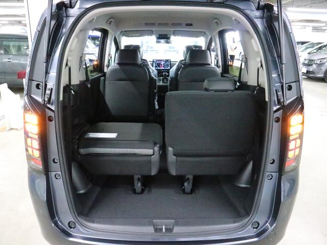 フリード e:HEVエアー EX 登録済み未使用車 マルチビューカメラ 純正11.4インチナビ ETC2.0 BSI・後退出庫サポート アダプティブドライビングビーム 両側電動スライドドア シートヒーター レザー調コンビシート リアクーラー パーキングセンサー 専用アルミ(27枚目)