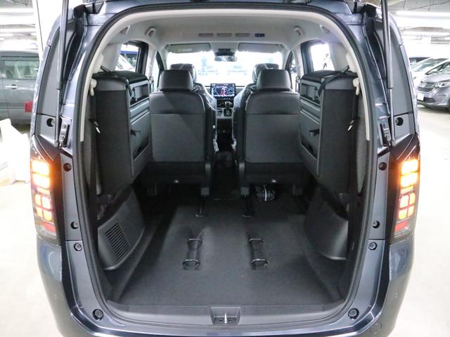 フリード e:HEVエアー EX 登録済み未使用車 マルチビューカメラ 純正11.4インチナビ ETC2.0 BSI・後退出庫サポート アダプティブドライビングビーム 両側電動スライドドア シートヒーター レザー調コンビシート リアクーラー パーキングセンサー 専用アルミ(28枚目)