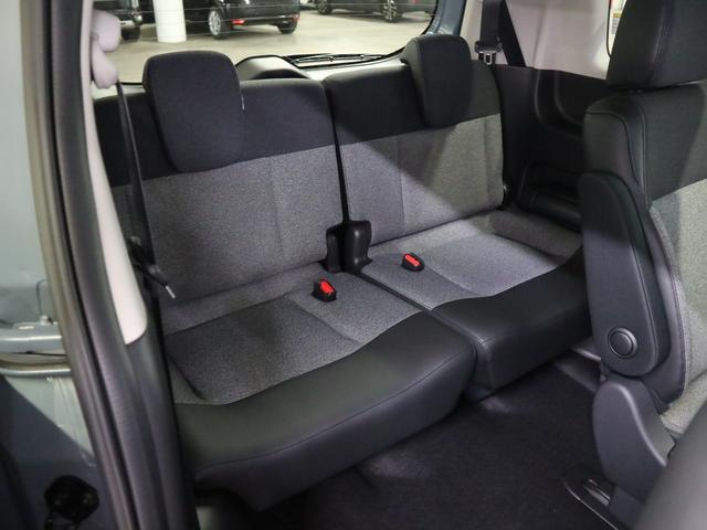 自社陸運局指定工場完備！国家資格を持った整備士による整備。走行に関係の無い所も不具合箇所が有れば修理してご納車致します。ご納車後はもちろん、車検・点検・板金塗装・電装品取付などもお任せください。