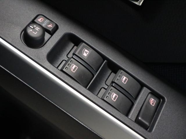 ルーミー カスタムG-T ターボ 登録済未使用車 コンフォートPKG パノラミックビューモニター 純正9インチディスプレイオーディオ シートヒーター&後席テーブル スマートアシスト 両側パワースライド BTオーディオ フルセグTV コーナーセンサー ADB・LEDライト(37枚目)