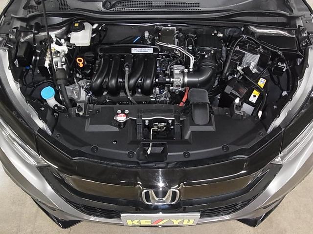 ヴェゼル ハイブリッドＲＳ・ホンダセンシング　衝突軽減ブレーキ　車線逸脱警報　アダプティブクルーズ　パドルシフト　ＥＴＣ　シートヒーター　純正ナビ　バックカメラ　ＢＴオーディオ　フルセグＴＶ　ＵＳＢ　スマートキー　オートリトラミラー　ＬＥＤランプ（21枚目）