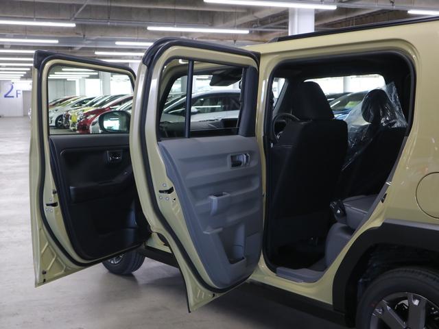 タフト Ｇターボ　ダーククロムベンチャー　届け出済み未使用車　新品ナビ取付　パノラマモニター　スカイフィールトップ　シートヒーター　スマートアシスト　前後誤発進抑制　全車速追従クルコン　レーンキープ　コーナーセンサー　ＵＳＢ端子　アダプティブＬＥＤ　ルーフレール（15枚目）