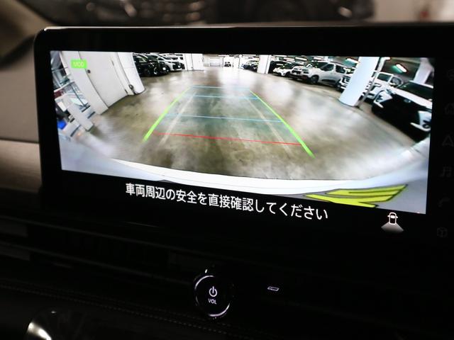 セレナ ハイウェイスターＶ　登録済み未使用車　ホットプラスパッケージ　後席モニター　ＮＣ１２．３インチナビ　アラウンドビュー　インテリミラー　ドラレコ　プロパイロット　ＥＴＣ２．０　ワイヤレス充電　前後シート＆ステアヒーター　ハンズフリースライドドア　アダプティブＬＥＤ（31枚目）