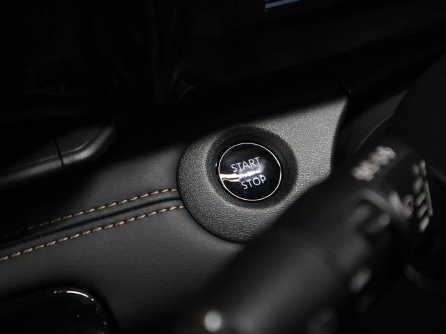 セレナ ハイウェイスターＶ　登録済み未使用車　ホットプラスパッケージ　後席モニター　ＮＣ１２．３インチナビ　アラウンドビュー　インテリミラー　ドラレコ　プロパイロット　ＥＴＣ２．０　ワイヤレス充電　前後シート＆ステアヒーター　ハンズフリースライドドア　アダプティブＬＥＤ（42枚目）