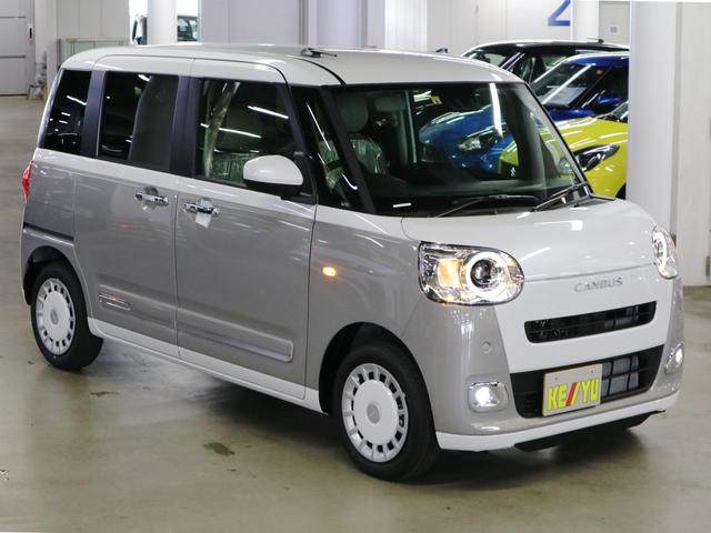 ムーヴキャンバス ストライプスＧターボ　届け出済み未使用車　パノラマモニター　新品ナビ　スマートアシスト　誤発進抑制　アダプティブクルーズ　車線逸脱警報　コーナーセンサー　両側電動スライド　シートヒーター　ホッとカップホルダー　後席置きラクＢＯＸ　ブレーキホールド　ＬＥＤライト（5枚目）