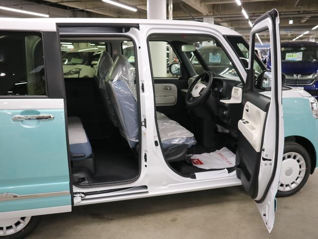 ムーヴキャンバス ストライプスGターボ 届け出済み未使用車 パノラマモニター 新品ナビ スマートアシスト 誤発進抑制 アダプティブクルーズ 車線逸脱警報 コーナーセンサー 両側電動スライド シートヒーター ホッとカップホルダー 後席置きラクBOX ブレーキホールド LEDライト(12枚目)