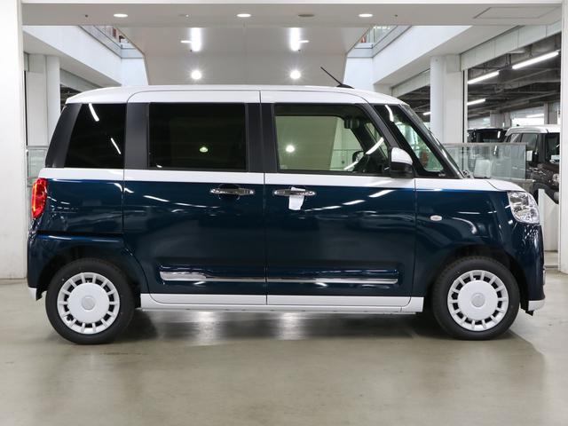 ムーヴキャンバス ストライプスＧターボ　届け出済み未使用車　パノラマモニター　新品ナビ　スマートアシスト　誤発進抑制　アダプティブクルーズ　車線逸脱警報　コーナーセンサー　両側電動スライド　シートヒーター　ホッとカップホルダー　後席置きラクＢＯＸ　ブレーキホールド　ＬＥＤライト（9枚目）