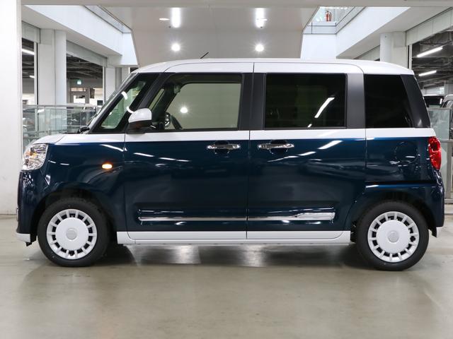 ムーヴキャンバス ストライプスＧターボ　届け出済み未使用車　パノラマモニター　新品ナビ　スマートアシスト　誤発進抑制　アダプティブクルーズ　車線逸脱警報　コーナーセンサー　両側電動スライド　シートヒーター　ホッとカップホルダー　後席置きラクＢＯＸ　ブレーキホールド　ＬＥＤライト（10枚目）