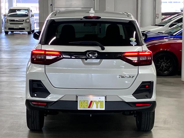 ロッキー Ｇ　ターボ　パノラマモニター　パーキングアシスト　スマートアシスト　ＥＴＣ　アダプティブクルーズ　シートヒーター　純正９インチディスプレイオーディオ　ＢＴオーディオ　シートアンダートレイ　ＡＤＢ・ＬＥＤランプ（7枚目）