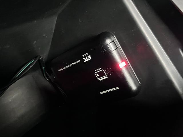 ロッキー Ｇ　ターボ　パノラマモニター　パーキングアシスト　スマートアシスト　ＥＴＣ　アダプティブクルーズ　シートヒーター　純正９インチディスプレイオーディオ　ＢＴオーディオ　シートアンダートレイ　ＡＤＢ・ＬＥＤランプ（18枚目）