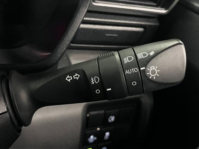 ロッキー Ｇ　ターボ　パノラマモニター　パーキングアシスト　スマートアシスト　ＥＴＣ　アダプティブクルーズ　シートヒーター　純正９インチディスプレイオーディオ　ＢＴオーディオ　シートアンダートレイ　ＡＤＢ・ＬＥＤランプ（34枚目）