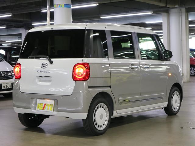 ムーヴキャンバス ストライプスＧターボ　届け出済み未使用車　パノラマモニター　新品ナビ　スマートアシスト　誤発進抑制　アダプティブクルーズ　車線逸脱警報　コーナーセンサー　両側電動スライド　シートヒーター　ホッとカップホルダー　後席置きラクＢＯＸ　ブレーキホールド　ＬＥＤライト（3枚目）