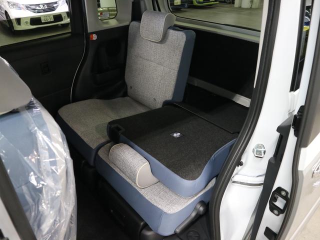 ムーヴキャンバス ストライプスＧターボ　届け出済み未使用車　パノラマモニター　新品ナビ　スマートアシスト　誤発進抑制　アダプティブクルーズ　車線逸脱警報　コーナーセンサー　両側電動スライド　シートヒーター　ホッとカップホルダー　後席置きラクＢＯＸ　ブレーキホールド　ＬＥＤライト（19枚目）