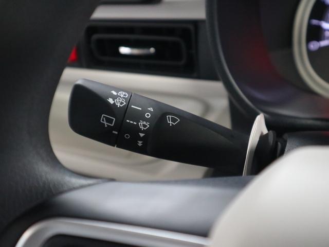 ムーヴキャンバス ストライプスＧターボ　届け出済み未使用車　パノラマモニター　新品ナビ　スマートアシスト　誤発進抑制　アダプティブクルーズ　車線逸脱警報　コーナーセンサー　両側電動スライド　シートヒーター　ホッとカップホルダー　後席置きラクＢＯＸ　ブレーキホールド　ＬＥＤライト（31枚目）