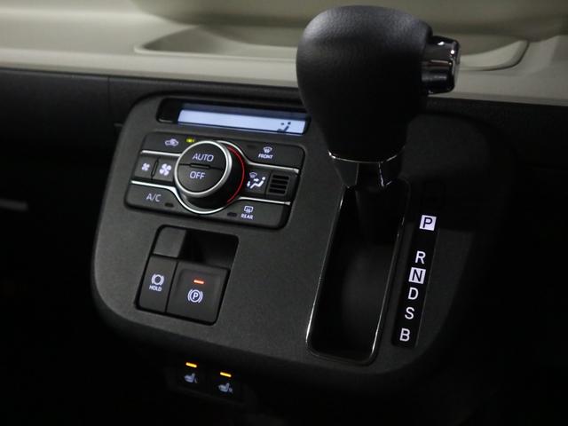 ムーヴキャンバス ストライプスＧターボ　届け出済み未使用車　パノラマモニター　新品ナビ　スマートアシスト　誤発進抑制　アダプティブクルーズ　車線逸脱警報　コーナーセンサー　両側電動スライド　シートヒーター　ホッとカップホルダー　後席置きラクＢＯＸ　ブレーキホールド　ＬＥＤライト（25枚目）