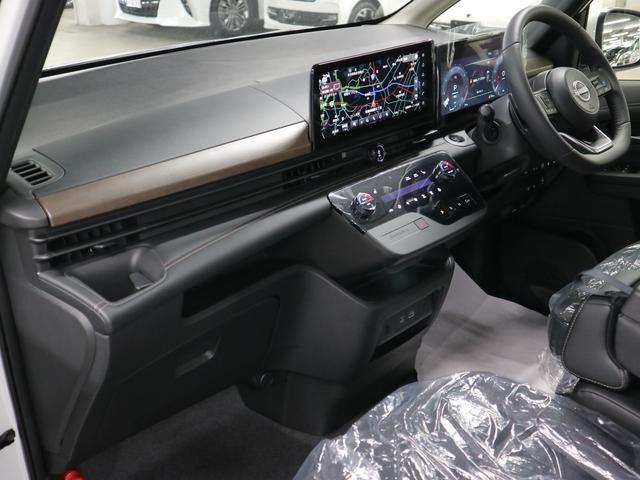 セレナ ハイウェイスターＶ　登録済み未使用車　ホットプラスパッケージ　後席モニター　ＮＣ１２．３インチナビ　アラウンドビュー　インテリミラー　ドラレコ　プロパイロット　ＥＴＣ２．０　ワイヤレス充電　前後シート＆ステアヒーター　ハンズフリースライドドア　アダプティブＬＥＤ（18枚目）