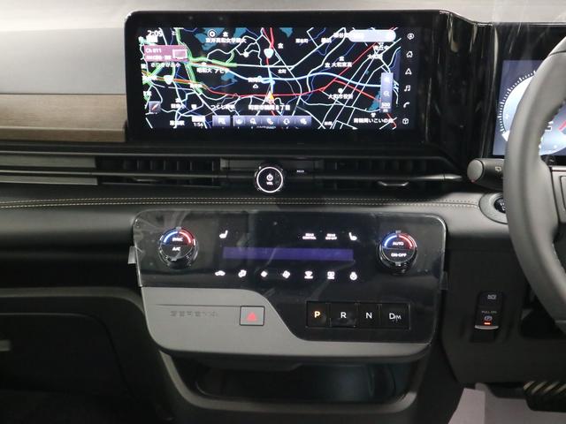 セレナ ハイウェイスターＶ　登録済み未使用車　ホットプラスパッケージ　後席モニター　ＮＣ１２．３インチナビ　アラウンドビュー　インテリミラー　ドラレコ　プロパイロット　ＥＴＣ２．０　ワイヤレス充電　前後シート＆ステアヒーター　ハンズフリースライドドア　アダプティブＬＥＤ（28枚目）