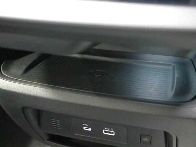 セレナ ハイウェイスターＶ　登録済み未使用車　ホットプラスパッケージ　後席モニター　ＮＣ１２．３インチナビ　アラウンドビュー　インテリミラー　ドラレコ　プロパイロット　ＥＴＣ２．０　ワイヤレス充電　前後シート＆ステアヒーター　ハンズフリースライドドア　アダプティブＬＥＤ（38枚目）