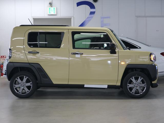 タフト Ｇターボ　ダーククロムベンチャー　届け出済み未使用車　新品ナビ取付　パノラマモニター　スカイフィールトップ　シートヒーター　スマートアシスト　前後誤発進抑制　全車速追従クルコン　レーンキープ　コーナーセンサー　ＵＳＢ端子　アダプティブＬＥＤ　ルーフレール（9枚目）