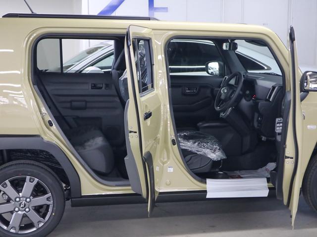 タフト Ｇターボ　ダーククロムベンチャー　届け出済み未使用車　新品ナビ取付　パノラマモニター　スカイフィールトップ　シートヒーター　スマートアシスト　前後誤発進抑制　全車速追従クルコン　レーンキープ　コーナーセンサー　ＵＳＢ端子　アダプティブＬＥＤ　ルーフレール（12枚目）