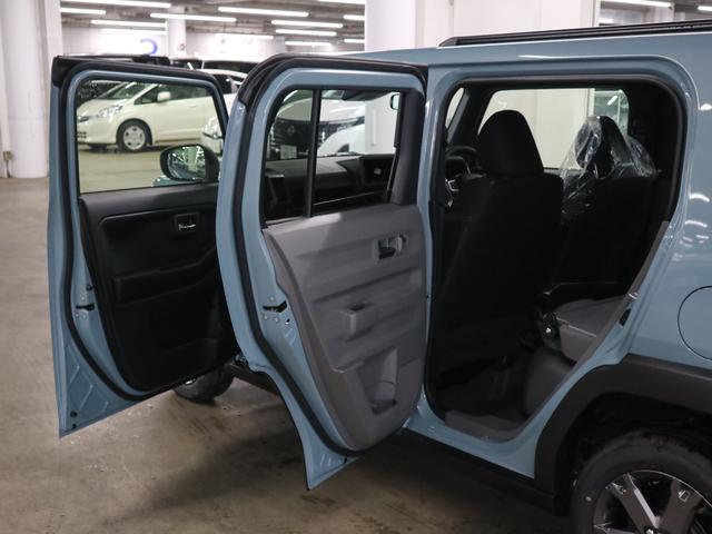 タフト Ｇターボ　ダーククロムベンチャー　届け出済み未使用車　新品ナビ取付　パノラマモニター　スカイフィールトップ　シートヒーター　スマートアシスト　前後誤発進抑制　全車速追従クルコン　レーンキープ　コーナーセンサー　ＵＳＢ端子　アダプティブＬＥＤ　ルーフレール（15枚目）