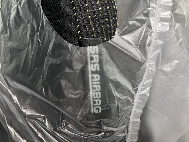 ジムニー ＸＣ　４ＷＤ　ターボ　届け出済み未使用車　改良モデル　デュアルセンサーブレーキサポートＩＩ　全車速追従クルーズコントロール　前後誤発進抑制　車線逸脱抑制　パーキングセンサー　シートヒーター　ＬＥＤライト　ハイビームアシスト　純正１６ＡＷ　スマートキー（36枚目）