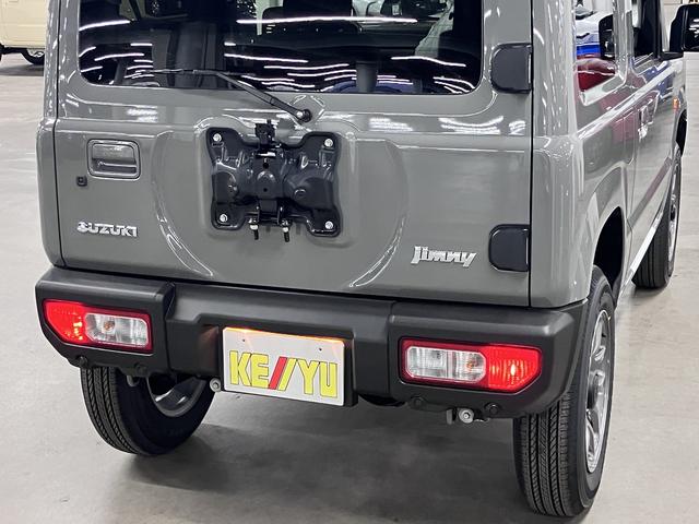ジムニー ＸＣ　４ＷＤ　ターボ　届け出済み未使用車　改良モデル　デュアルセンサーブレーキサポートＩＩ　全車速追従クルーズコントロール　前後誤発進抑制　車線逸脱抑制　パーキングセンサー　シートヒーター　ＬＥＤライト　ハイビームアシスト　純正１６ＡＷ　スマートキー（39枚目）