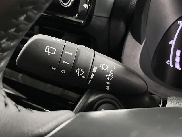 ヤリスクロス ハイブリッドＺウルバーノ　４ＷＤ　寒冷地仕様　登録済未使用車　ハンズフリーパワーバックドア　パノラミックビュー　純正８インチＤオーディオ＋　シート＆ステアヒーター　パワーシート　セーフティセンス　ＢＳＭ＋安心降車アシスト　ＥＴＣ２．０　ＢＴオーディオ　フルセグ（36枚目）