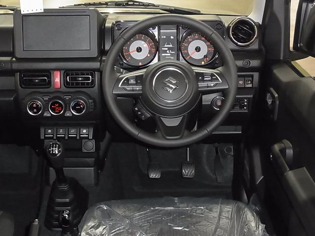ジムニー XC 4WD ターボ 5MT 届け出済み未使用車 改良モデル デュアルセンサーブレーキサポートII アダプティブクルーズコントロール 車線逸脱抑制 パーキングセンサー シートヒーター LEDヘッドライト ハイビームアシスト 純正16AW スマートキー スペアキー(11枚目)