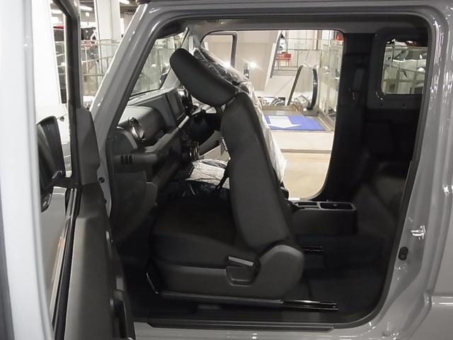 ジムニー XC 4WD ターボ 5MT 届け出済み未使用車 改良モデル デュアルセンサーブレーキサポートII アダプティブクルーズコントロール 車線逸脱抑制 パーキングセンサー シートヒーター LEDヘッドライト ハイビームアシスト 純正16AW スマートキー スペアキー(15枚目)