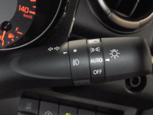 ジムニー XC 4WD ターボ 5MT 届け出済み未使用車 改良モデル デュアルセンサーブレーキサポートII アダプティブクルーズコントロール 車線逸脱抑制 パーキングセンサー シートヒーター LEDヘッドライト ハイビームアシスト 純正16AW スマートキー スペアキー(29枚目)