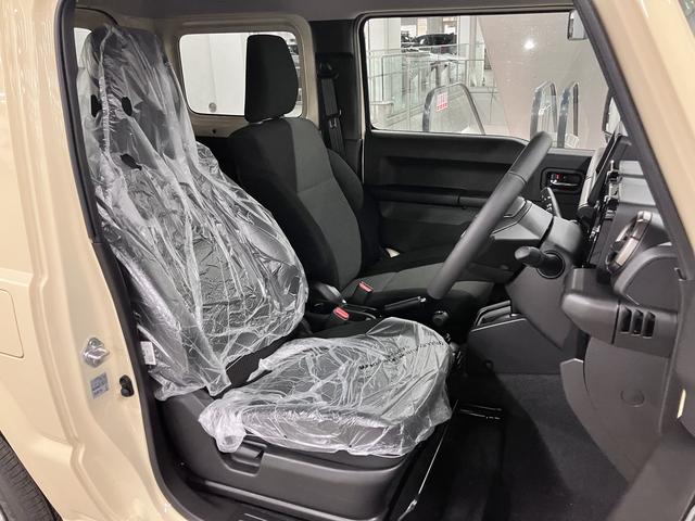 ジムニー ＸＣ　４ＷＤ　ターボ　届け出済み未使用車　改良モデル　デュアルセンサーブレーキサポートＩＩ　全車速追従クルーズコントロール　前後誤発進抑制機能　車線逸脱抑制　パーキングセンサー　シートヒーター　ＬＥＤライト　ハイビームアシスト　純正１６ＡＷ　スマートキー（13枚目）