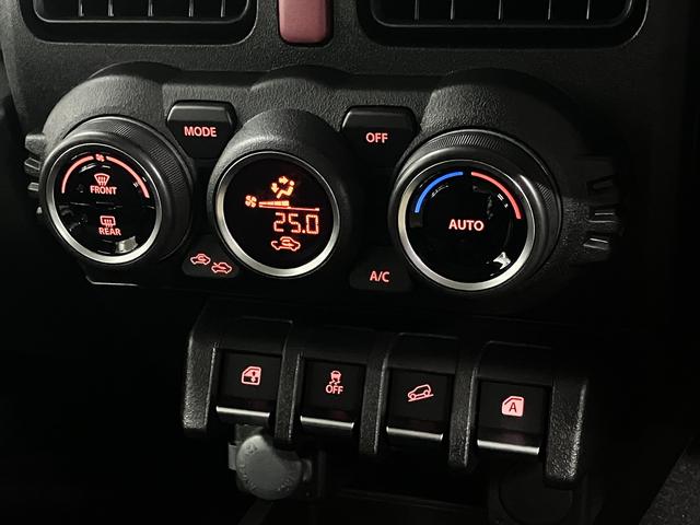 ジムニー ＸＣ　４ＷＤ　ターボ　届け出済み未使用車　改良モデル　デュアルセンサーブレーキサポートＩＩ　全車速追従クルーズコントロール　前後誤発進抑制機能　車線逸脱抑制　パーキングセンサー　シートヒーター　ＬＥＤライト　ハイビームアシスト　純正１６ＡＷ　スマートキー（23枚目）