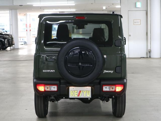 ジムニー ＸＣ　４ＷＤ　ターボ　届け出済み未使用車　改良モデル　デュアルセンサーブレーキサポートＩＩ　全車速追従クルーズコントロール　前後誤発進抑制機能　車線逸脱抑制　パーキングセンサー　シートヒーター　ＬＥＤライト　ハイビームアシスト　純正１６ＡＷ　スマートキー（7枚目）