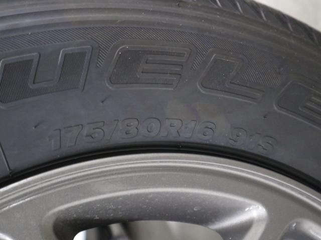 ジムニー ＸＣ　４ＷＤ　ターボ　届け出済み未使用車　改良モデル　デュアルセンサーブレーキサポートＩＩ　全車速追従クルーズコントロール　前後誤発進抑制機能　車線逸脱抑制　パーキングセンサー　シートヒーター　ＬＥＤライト　ハイビームアシスト　純正１６ＡＷ　スマートキー（46枚目）