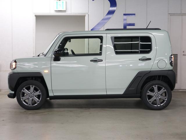 タフト Ｇターボ　ダーククロムベンチャー　届け出済み未使用車　新品ナビ取付　パノラマモニター　スカイフィールトップ　シートヒーター　スマートアシスト　前後誤発進抑制　全車速追従クルコン　レーンキープ　コーナーセンサー　ＵＳＢ端子　アダプティブＬＥＤ　ルーフレール（10枚目）